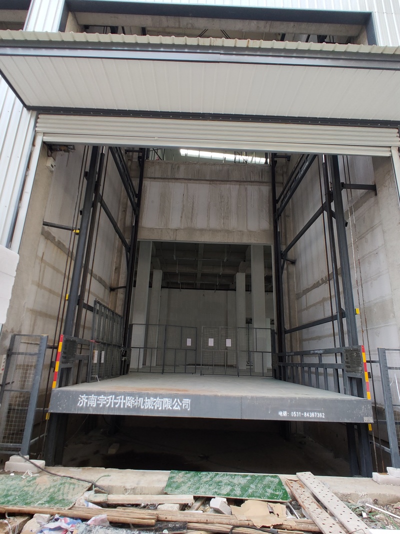 導軌式升降貨梯 導軌式升降貨梯