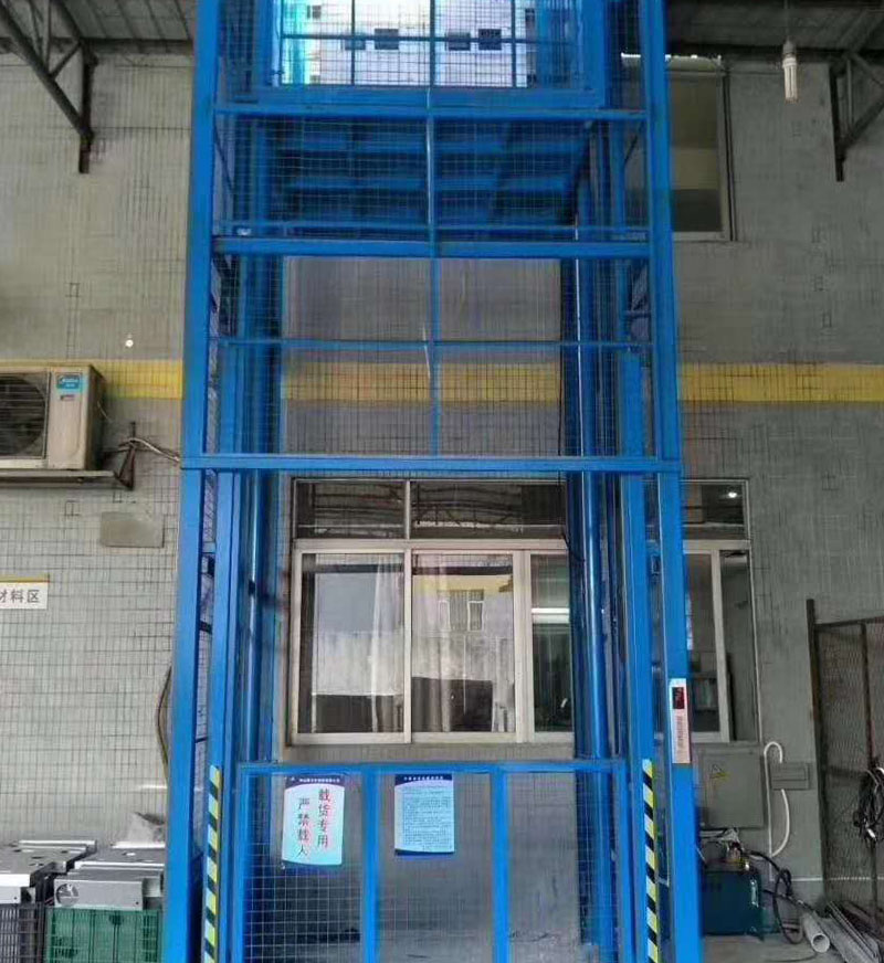 導軌式升降機 導軌式升降機